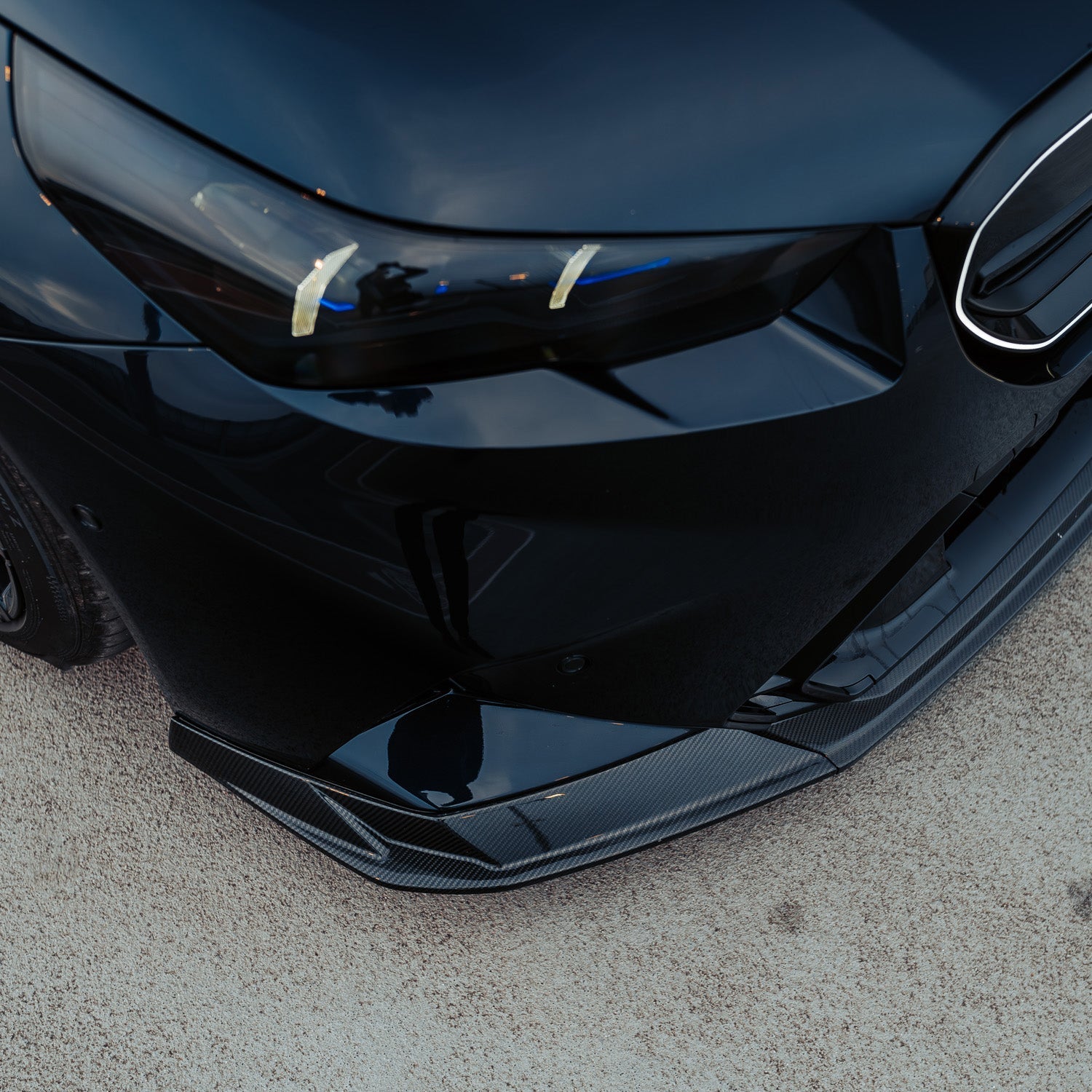 MHC+ BMW G90 & G99 M5 SP90 Pre Preg Carbon Fibre Front Splitter